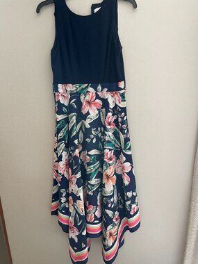 Beautiful long Elle brand dress